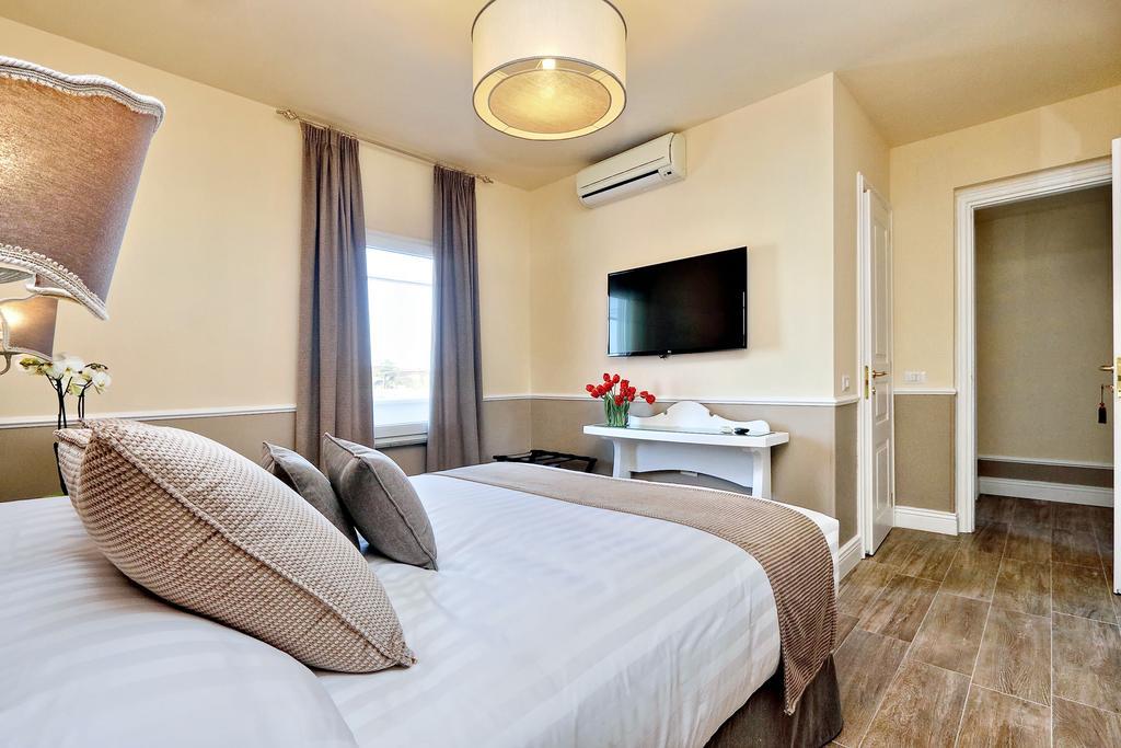 Colosseum Terrace Suite Roma Exterior foto