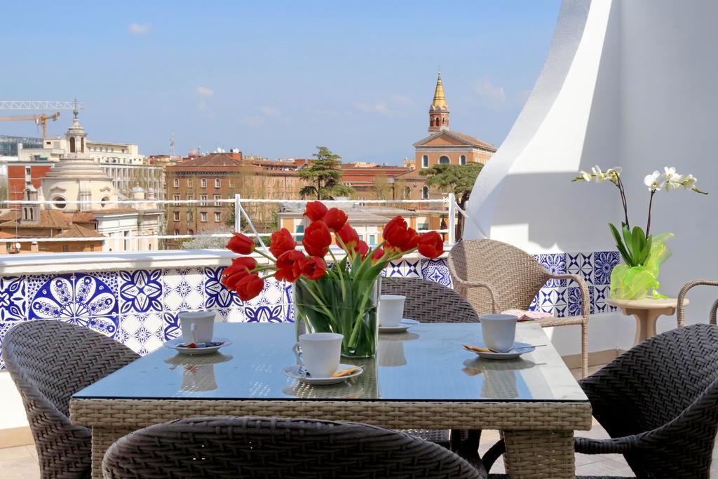 Colosseum Terrace Suite Roma Exterior foto