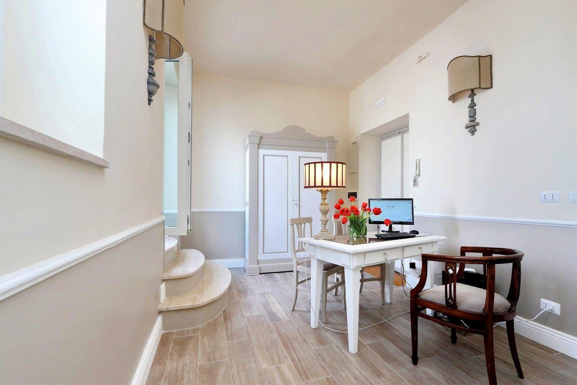Colosseum Terrace Suite Roma Exterior foto